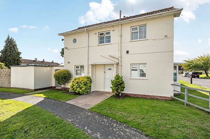2 Bedroom End Of Terrace House To Rent In Claude Ashby Close, Southampton, Hampshire, SO18