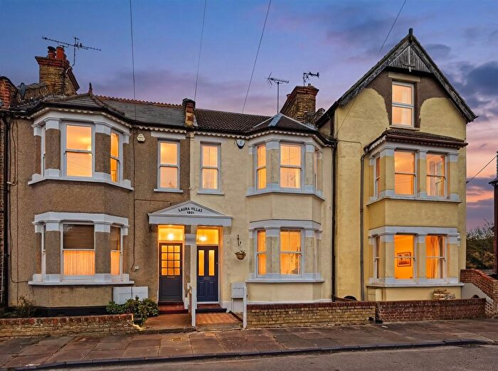 3 Bedroom Property For Sale In Oxenden Square, Herne Bay, CT6