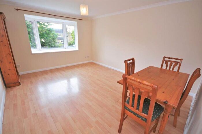 2 Bedroom Flat To Rent In Church Road, Mitcham, CR4