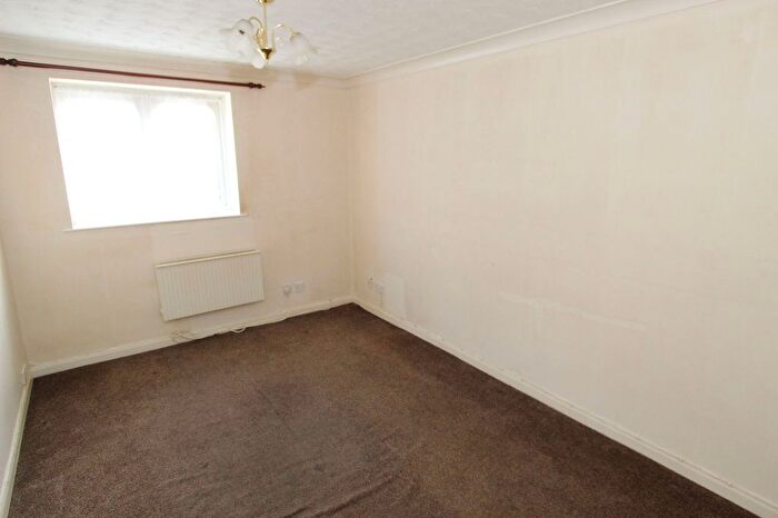 1 Bedroom Flat For Sale In Princes Road, Torquay, Devon, TQ1