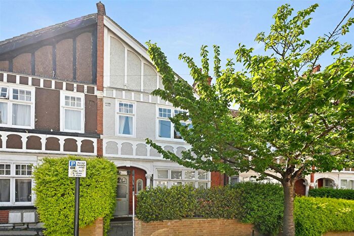 4 Bedroom Terraced House For Sale In Nemoure Road, Acton, W3