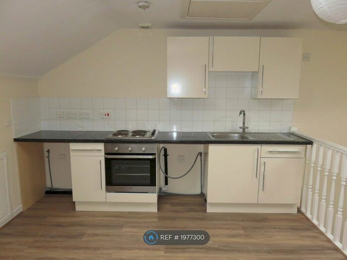 2 Bedroom Flat To Rent In Powell House, Bury, BL9