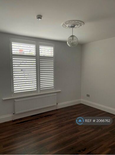 Studio To Rent In Bensham Lane, Croydon, CR7