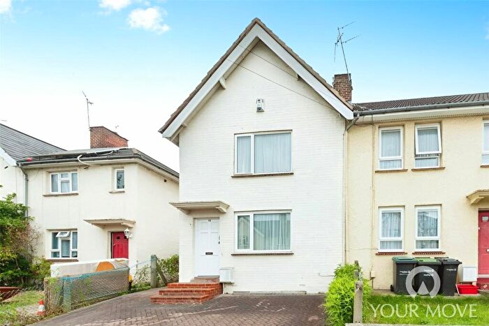 3 Bedroom End Of Terrace House To Rent In Dickens Road, Gravesend, Kent, DA12