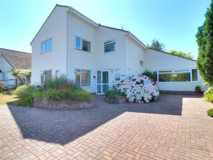 4 Bedroom Detached House For Sale In Hurlstone Park, Porlock, Minehead, Somerset, TA24