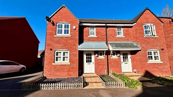 3 Bedroom Semi-Detached House To Rent In Fauld Drive Kingsway, Gloucester, Gloucestershire, GL2