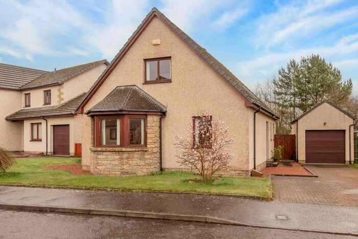 4 Bedroom Detached House For Sale In Pitcairn Drive, Balmullo, St Andrews, KY16