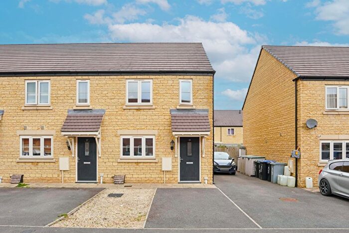 2 Bedroom End Terrace House For Sale In Gregory Place, Witney, OX29