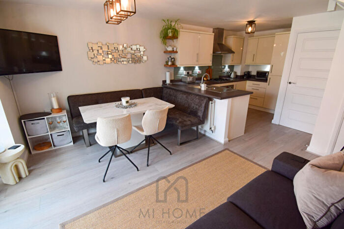 4 Bedroom Semi-Detached House For Sale In Thunderbolt Avenue, Warton, Preston, PR4