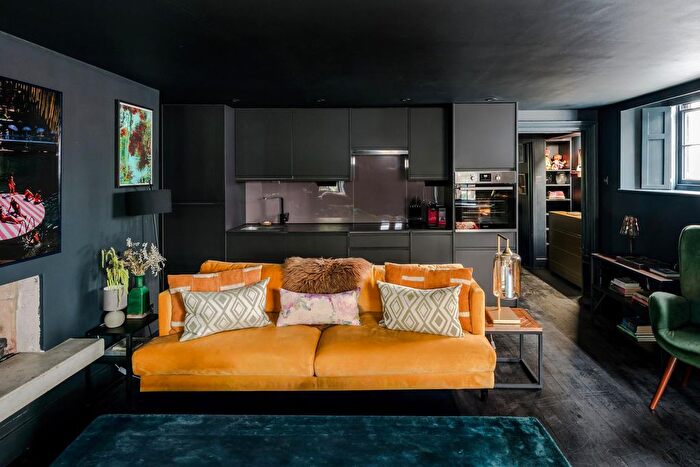 1 Bedroom Flat For Sale In Bohemia Place, Mare Street, London, E8