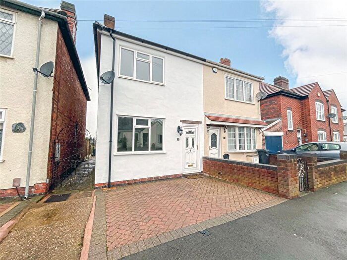 2 Bedroom Semi-Detached House To Rent In Clifford Street, Glascote, Tamworth, Staffordshire, B77