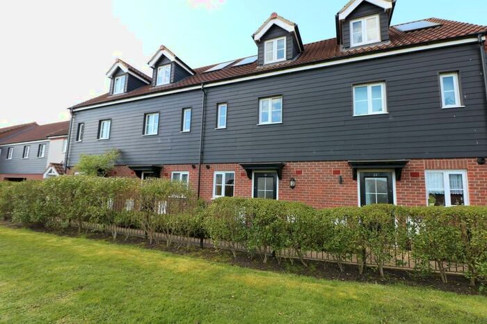 3 Bedroom Town House To Rent In King George Mews, Diss, IP22