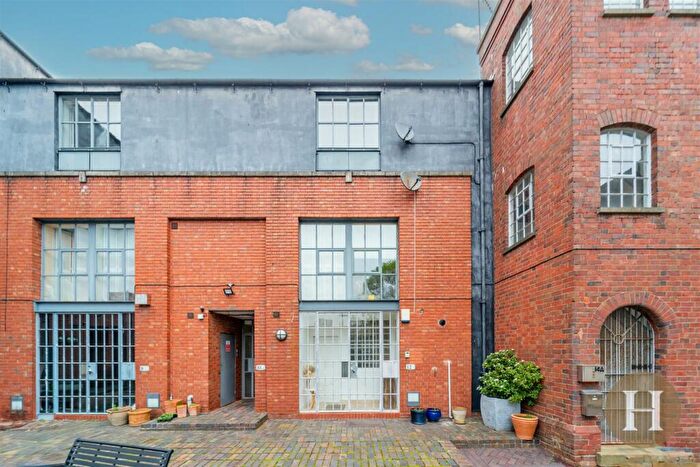 1 Bedroom Flat To Rent In Vittoria Street, Birmingham, B1