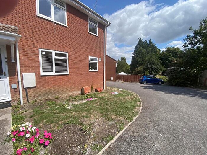 1 Bedroom Apartment To Rent In Summerhouse View, Yeovil, BA21