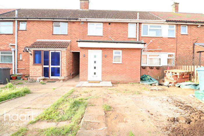 3 Bedroom Terraced House For Sale In Redwing Close, Ipswich, IP2
