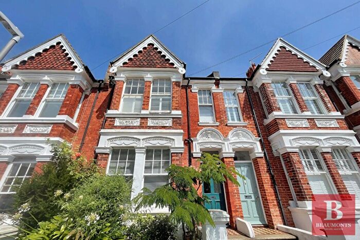 1 Bedroom Flat For Sale In St. Andrews Road, BN1