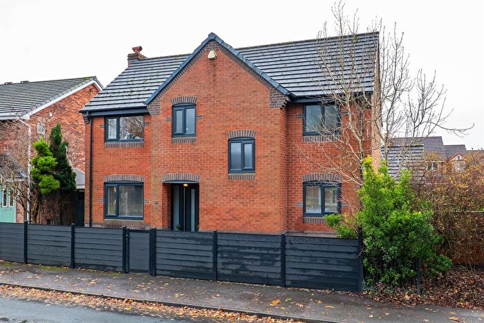 4 Bedroom Detached House For Sale In Dunkirk Lane, Leyland, PR26