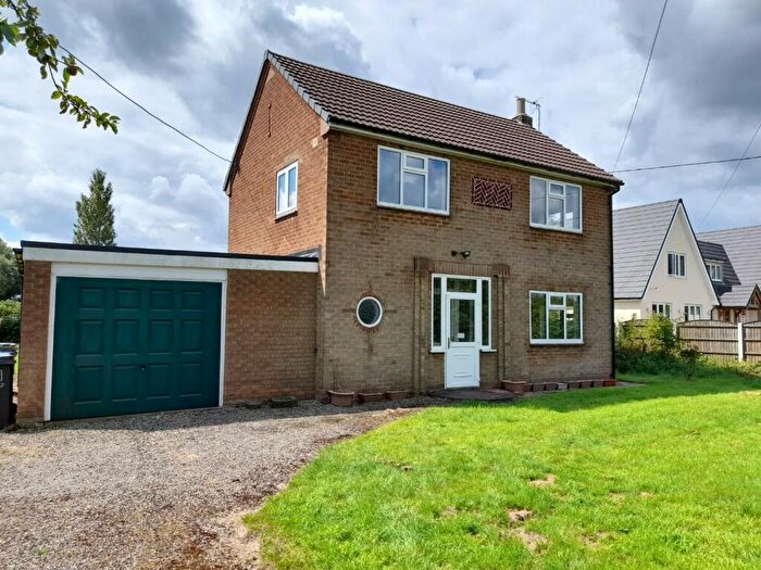 3 Bedroom Detached House For Sale In High Street, Corringham, Gainsborough, DN21