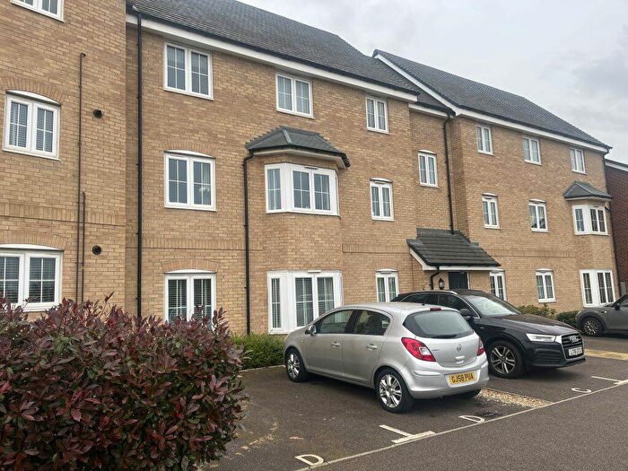 2 Bedroom Apartment To Rent In Victoria Grove, Flitwick, Bedfordshire, MK45