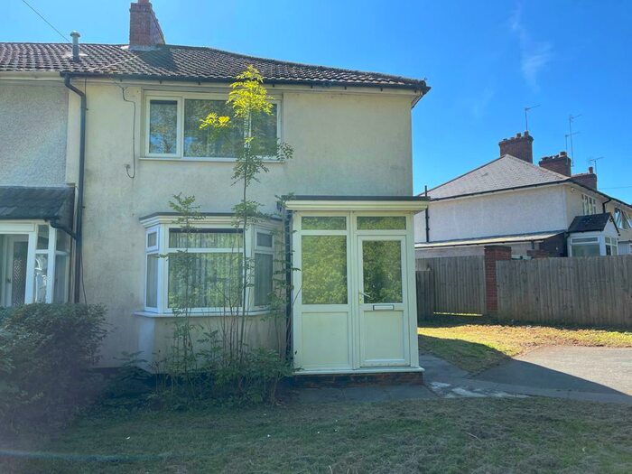 3 Bedroom End Of Terrace House To Rent In Wold Walk, Billesley, Birmingham, B13