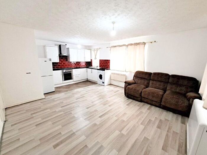 1 Bedroom Flat For Sale In Birch Lane, Longsight, Manchester, M13
