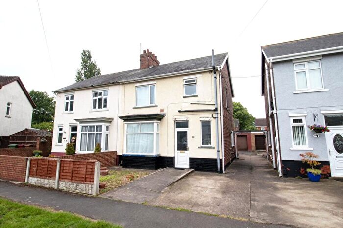 3 Bedroom Semi-Detached House For Sale In Hornsby Crescent, Scunthorpe, Lincolnshire, DN15