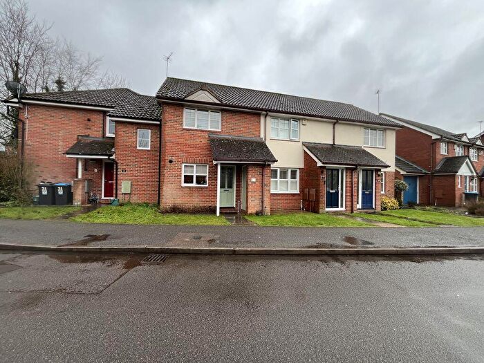 2 Bedroom Terraced House For Sale In Chapel Meadow, Tring, HP23