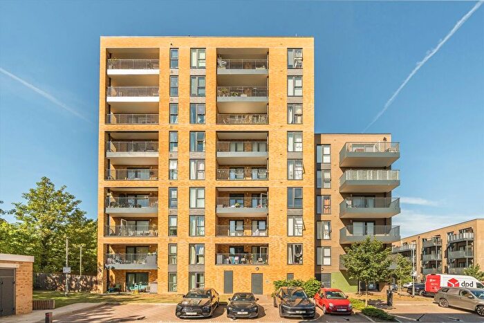 2 Bedroom Flat For Sale In Bowen Drive, Charlton, SE7