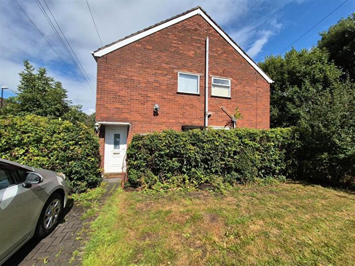 2 Bedroom Maisonette To Rent In Canberra Road, Coventry, CV2