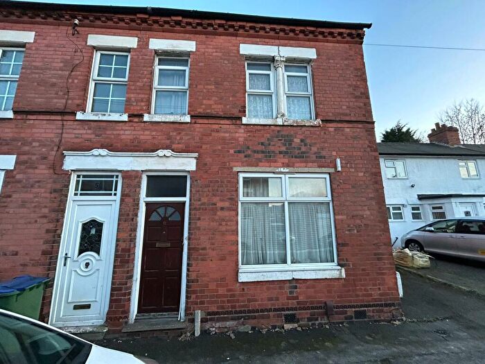 3 Bedroom House To Rent In Walford Street, Tividale, Oldbury, B69