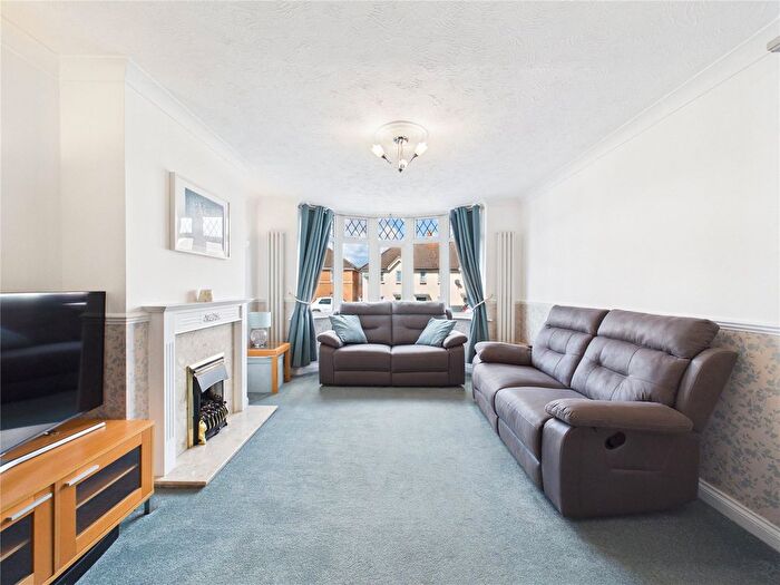 3 Bedroom End Terrace House For Sale In Birchwood Road, Bristol, BS4