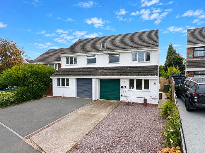 3 Bedroom Semi Detached House For Sale In St. Peters Close, Moreton-on-Lugg, Moreton-on-Lugg, HR4