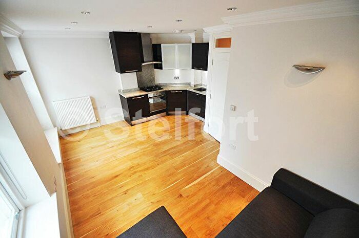 1 Bedroom Flat To Rent In Holloway Road, London, N7