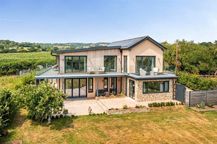 4 Bedroom Detached House For Sale In Seaton Road, Colyford, Colyton, EX24