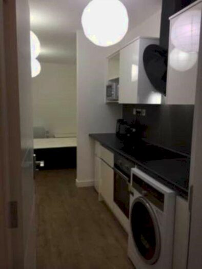 Studio To Rent In Harrow Road, Leicester, LE3