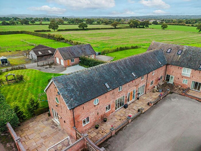 4 Bedroom Semi-Detached House For Sale In The Coach House, Douglas Lane, Wettenhall, CW7