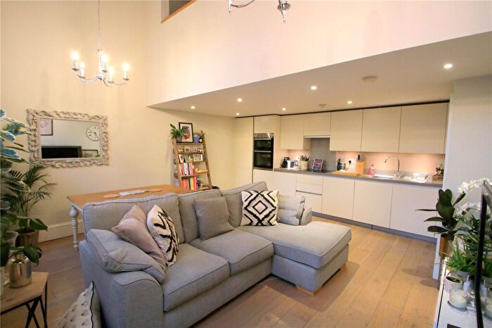 2 Bedroom Apartment To Rent In The General, Guinea Street, Bristol, BS1