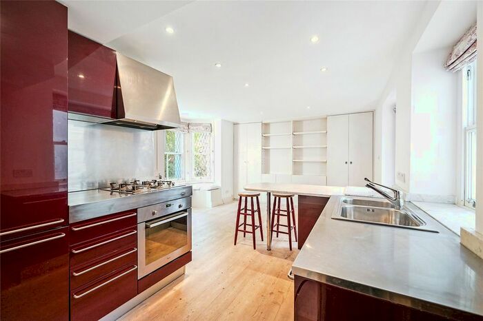 2 Bedroom End Of Terrace House To Rent In Rockley Road, Brook Green, London, W14
