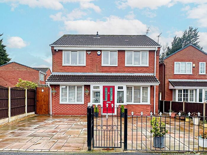 4 Bedroom Detached House For Sale In Gainsborough Close, Liverpool, L12