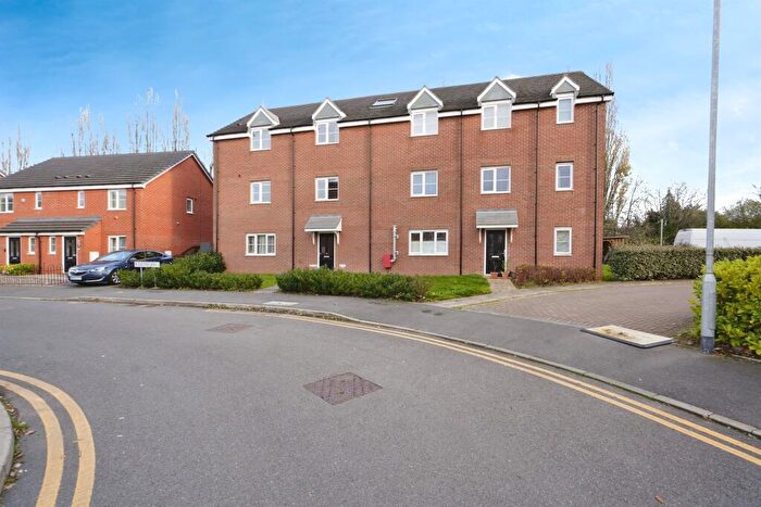 2 Bedroom Flat For Sale In Electric Way, Birmingham, B11