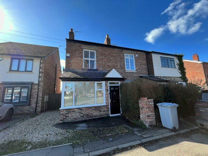 2 Bedroom House To Rent In Cumber Lane, Wilmslow, SK9