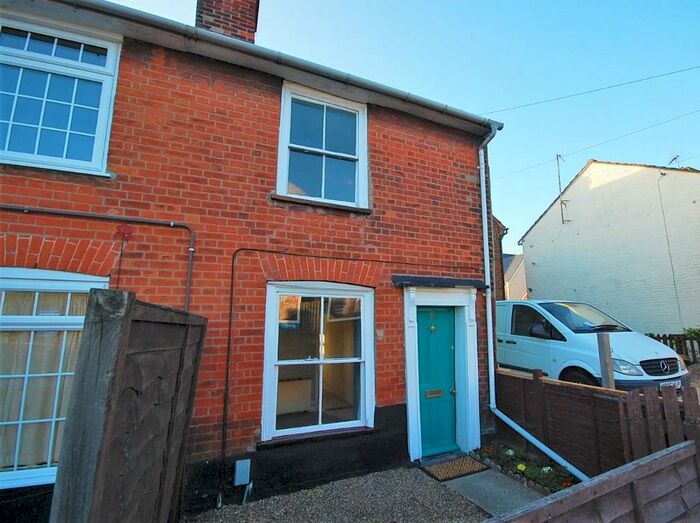 2 Bedroom Semi-Detached House To Rent In Ipswich Road, Colchester, Essex, CO1