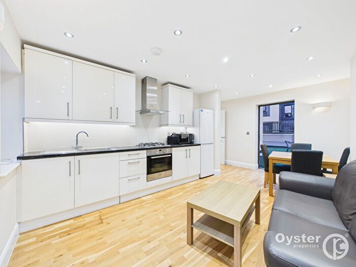 3 Bedroom Flat To Rent In Station Road, Harrow, HA1