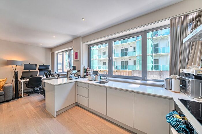 1 Bedroom Flat For Sale In Station Road, Barnet, EN5