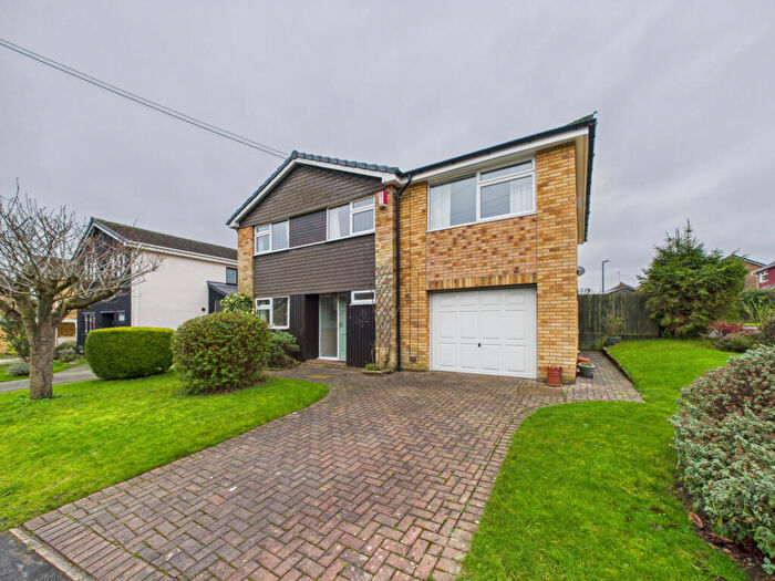 4 Bedroom Detached House For Sale In Waudby Close, Walkington, HU17