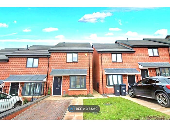 2 Bedroom Semi-Detached House To Rent In Legging Road, Birmingham, B38