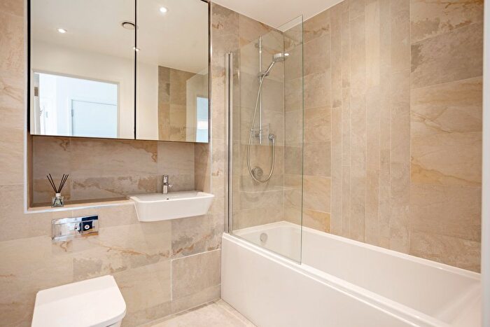 1 Bedroom Flat To Rent In Colonial Drive, Bollo Lane, London, W4