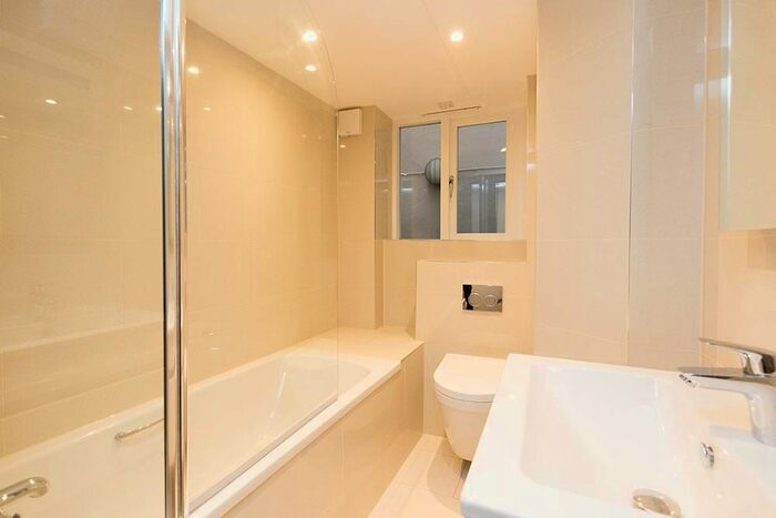 1 Bedroom Flat To Rent In Gloucester Terrace, London, W2