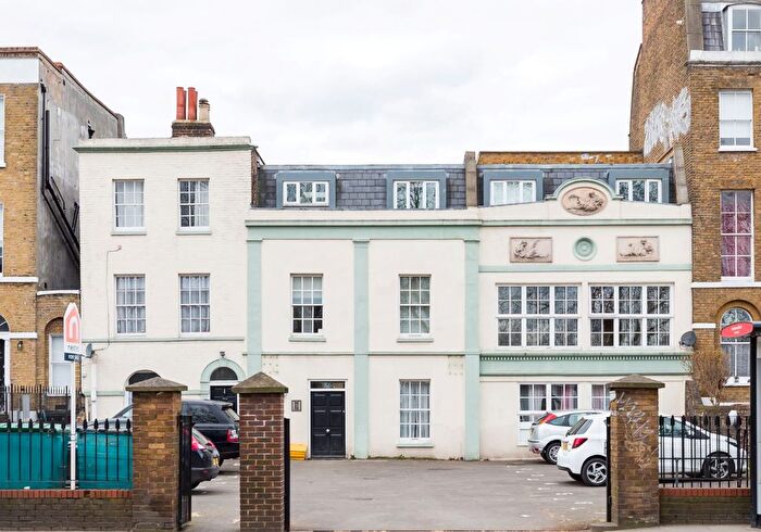 2 Bedroom Flat For Sale In Flat, Camberwell Road, Camberwell, London, SE5