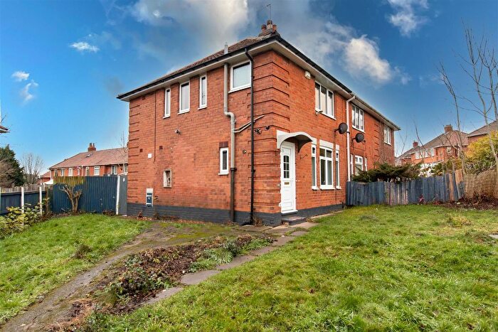 3 Bedroom Detached House To Rent In Quarry Road, Birmingham, West Midlands, B29